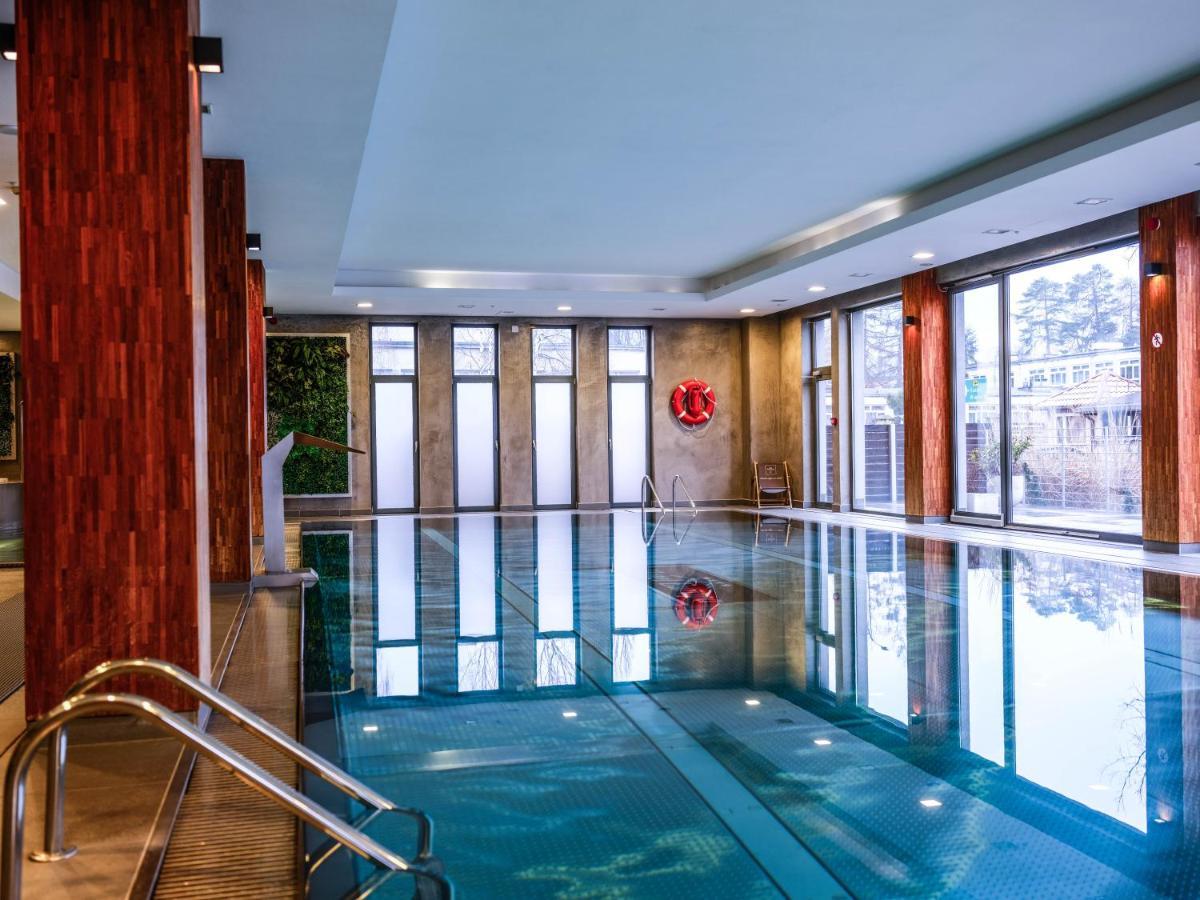 Europa 4*